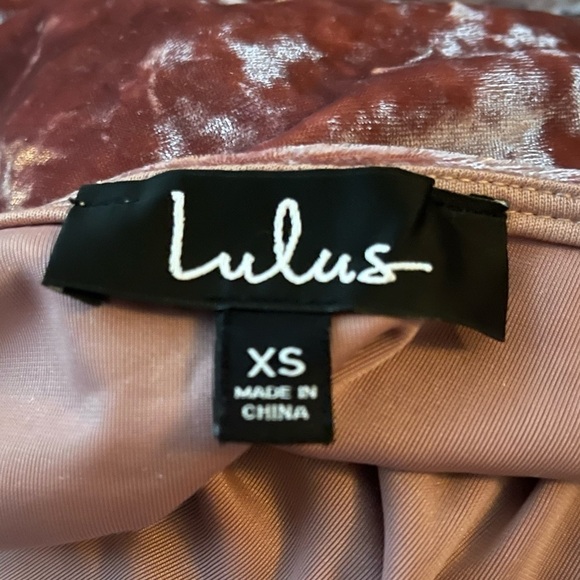 LULU'S Pink Long Sleeve Velvet Deep V Neck Midi Wrap Dress XS - Picture 9 of 9